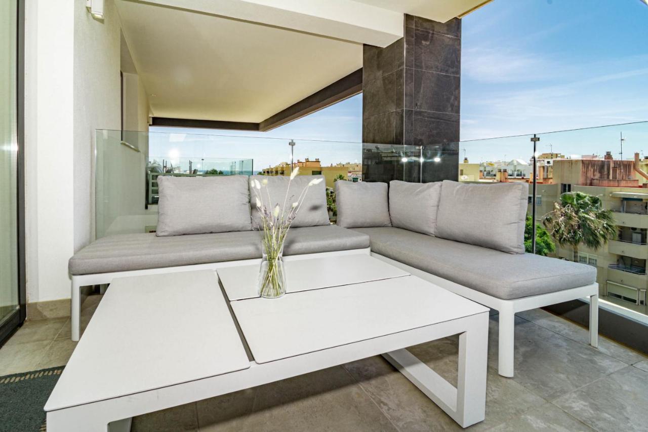 Inf45p- Modern 3 Bed Next To
